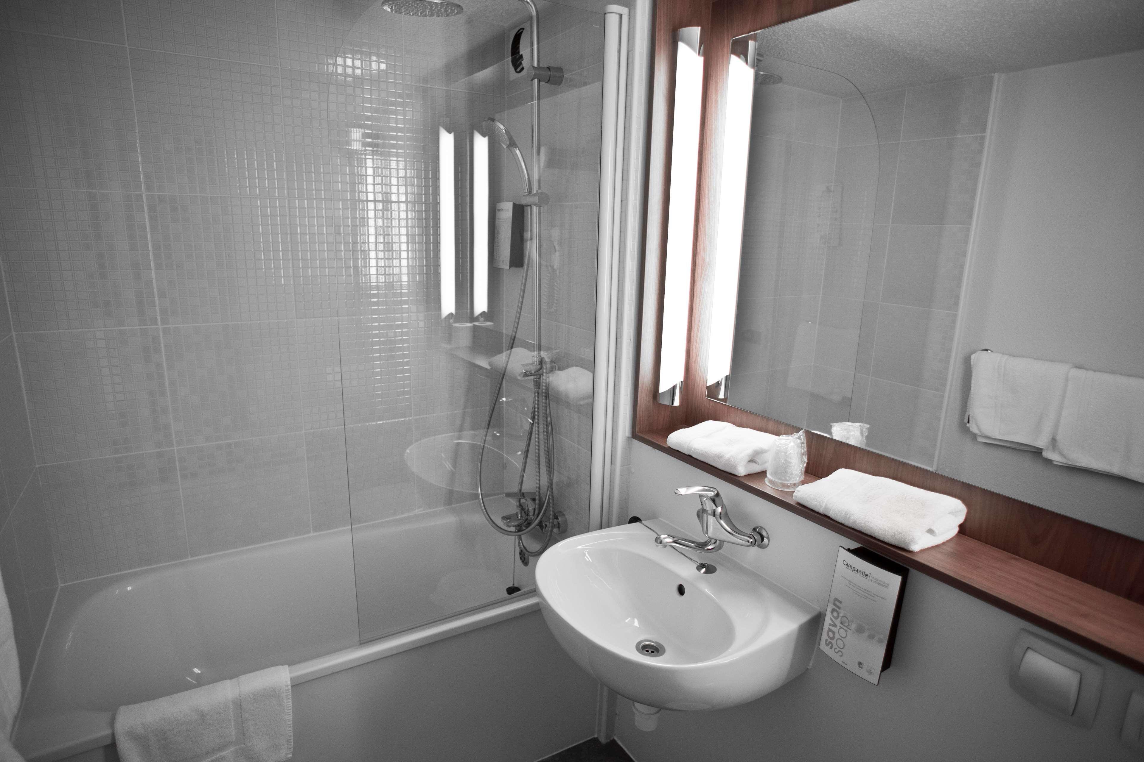 Campanile Le Havre Nord - Montivilliers Hotel Ngoại thất bức ảnh